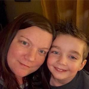 Meet your Posher, Mandy